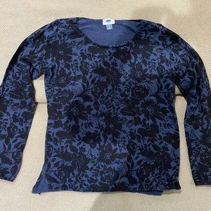 Size Large Old Navy Crew Neck Sweater